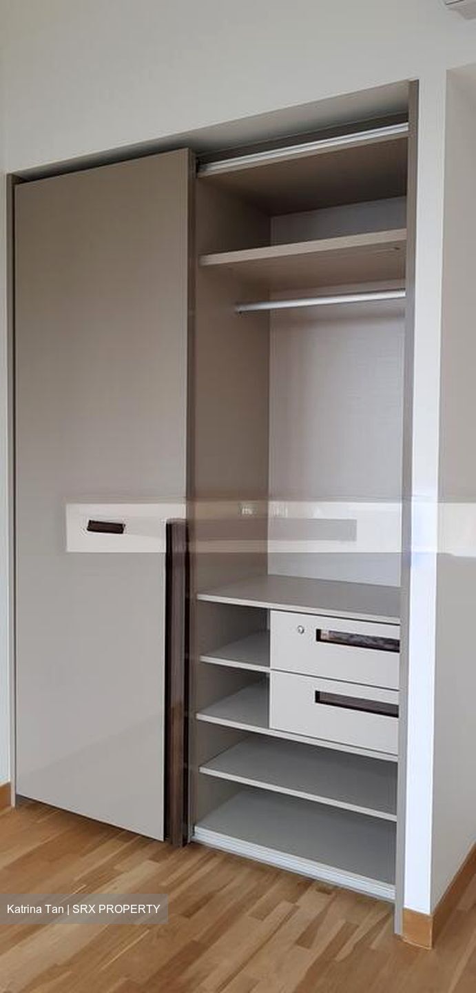 Commonwealth Towers (D3), Condominium #501906791